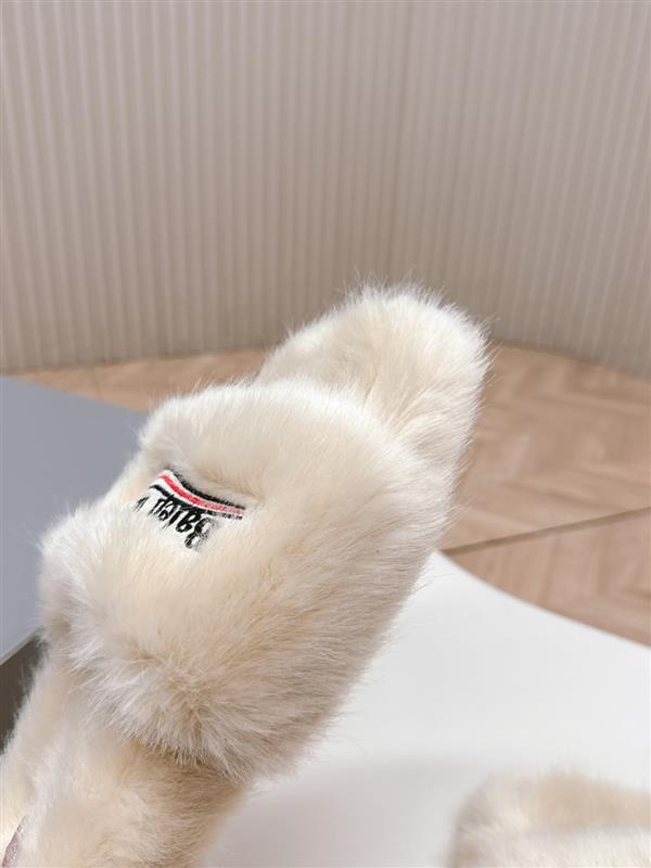 20251128184419238 240